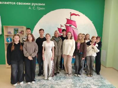 Первое занятие элективного курса «Школьное лесничество: профессиональные пробы, исследования, практика» в Гдовской школе
