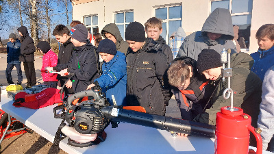 Практическое занятие по работе пожарной техники